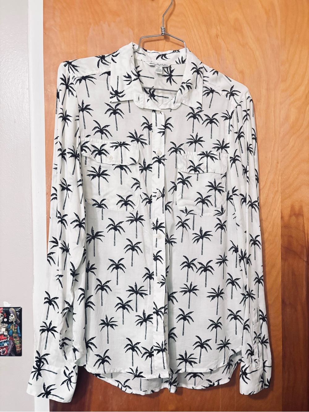 American Eagle Outfitters White Button-Up Shirt with Black Palm Print